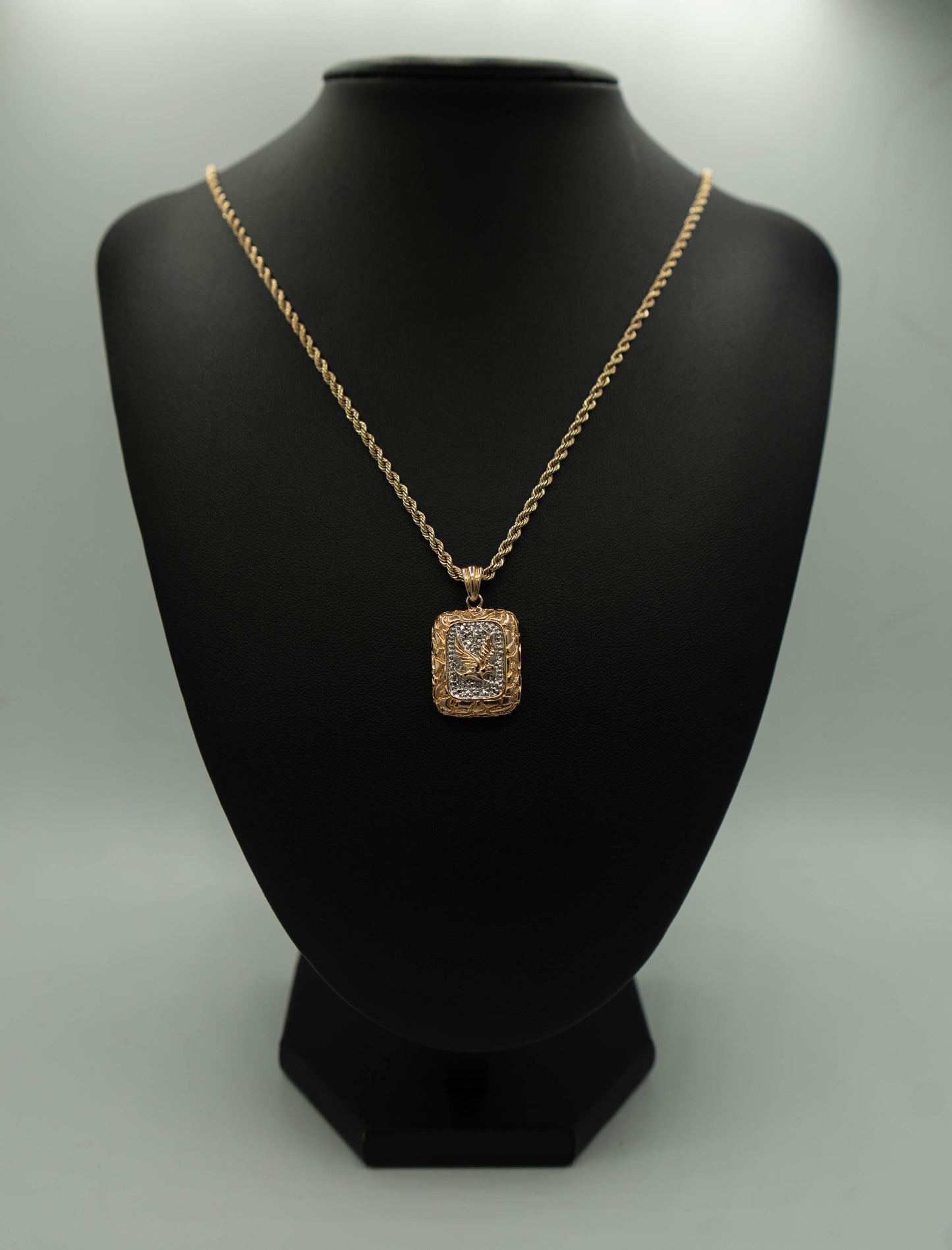 Cordon Oro 10 k con Dige de Plata enchapado en oro 10 k